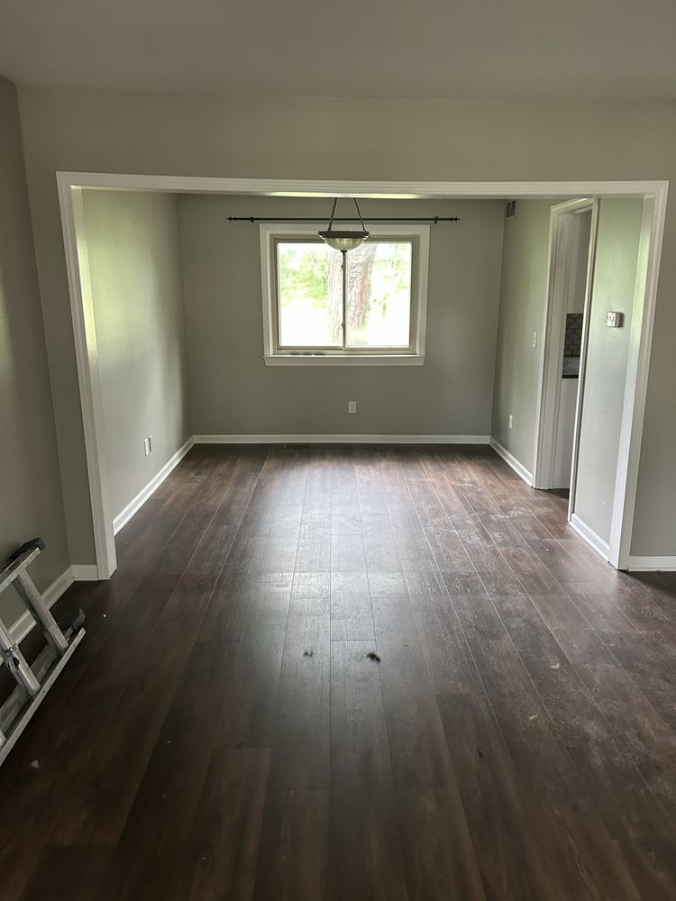 Clean, empty room after a successful junk removal cleanout